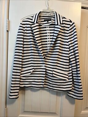 Jones New York White and Black Striped Blazer
